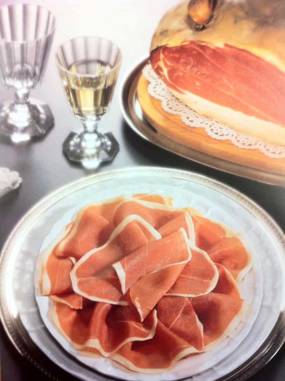 Salad with Prosciutto and Caramelized Pears - Rogers Collection